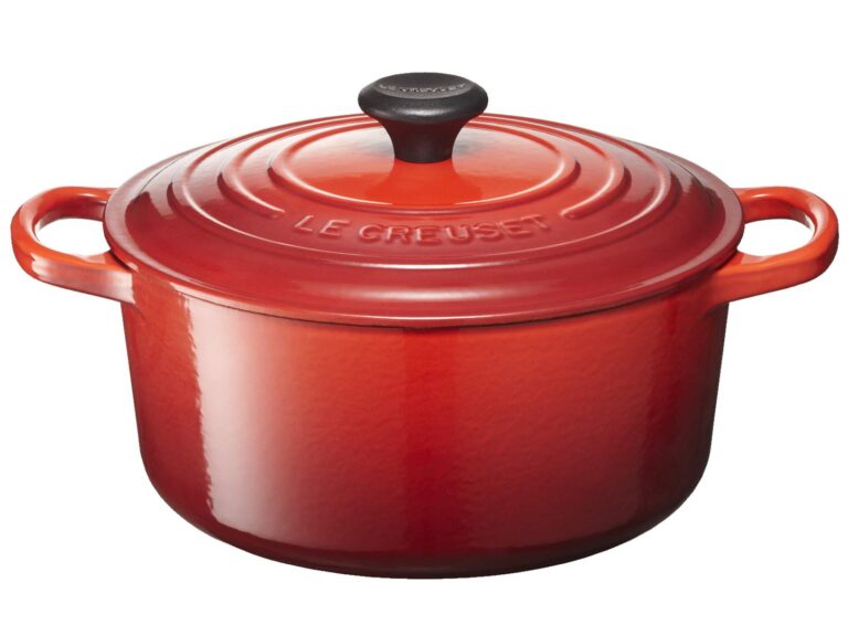Can Le Creuset Go in Oven: Oven-Ready Elegance – Clarifying Le Creuset’s Oven Compatibility